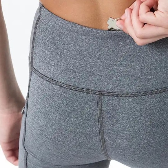 Ivivva Gray Mesh Leggings Size 14 - Picture 4 of 14